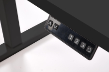 B54 biurko z funkcją regulacji wysokości, blat - czarny, stelaż - czarny